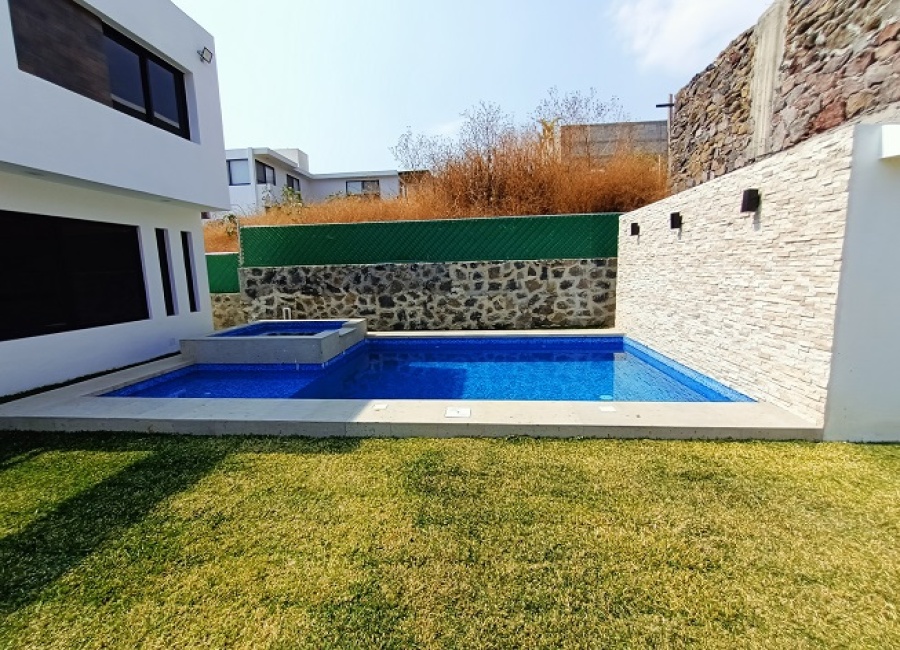 Lomas de Cocoyoc, Morelos, 5 Bedrooms Bedrooms, ,5 BathroomsBathrooms,Casa,For Sale,Lomas de Cocoyoc,1044