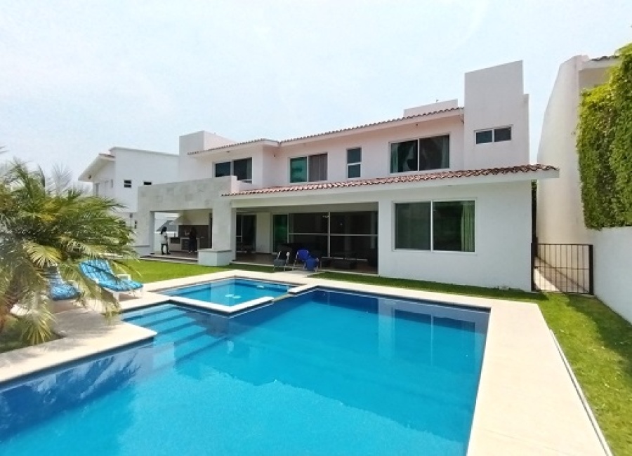 Lomas de Cocoyoc, Morelos, 4 Bedrooms Bedrooms, ,4 BathroomsBathrooms,Casa,For Sale,Lomas de Cocoyoc,1059