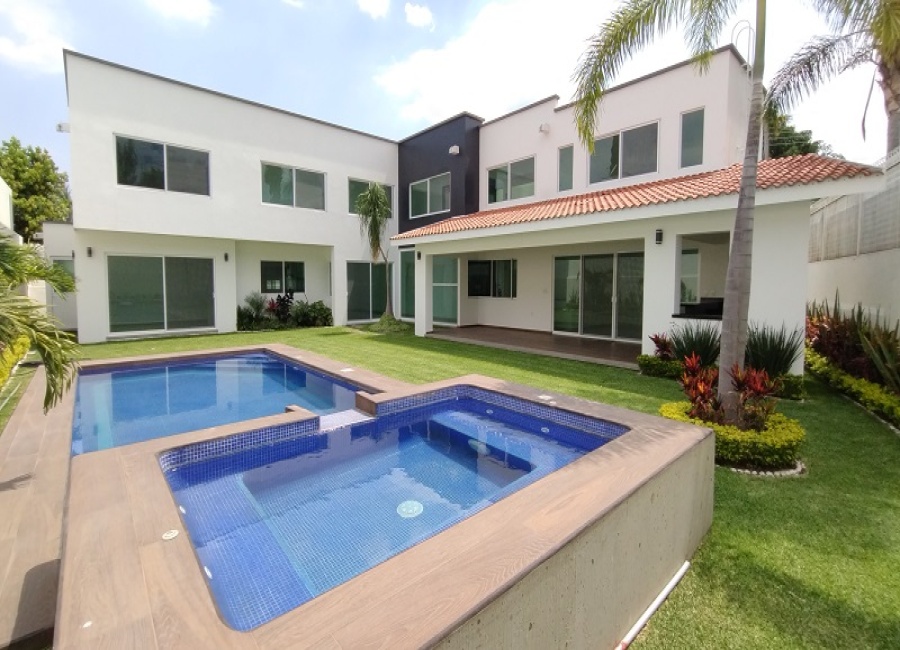 Lomas de Cocoyoc, Morelos, 4 Bedrooms Bedrooms, ,4 BathroomsBathrooms,Casa,For Sale,Lomas de Cocoyoc,1060