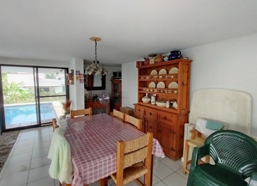 Lomas de Cocoyoc, Morelos, 3 Bedrooms Bedrooms, ,2 BathroomsBathrooms,Casa,For Sale,Lomas de Cocoyoc,1006